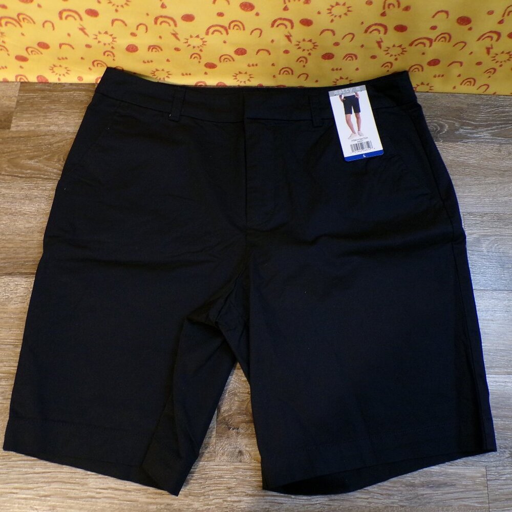 MATTY M Women's NWT Bermuda Shorts Flat Front Navy Blue Size LARGE